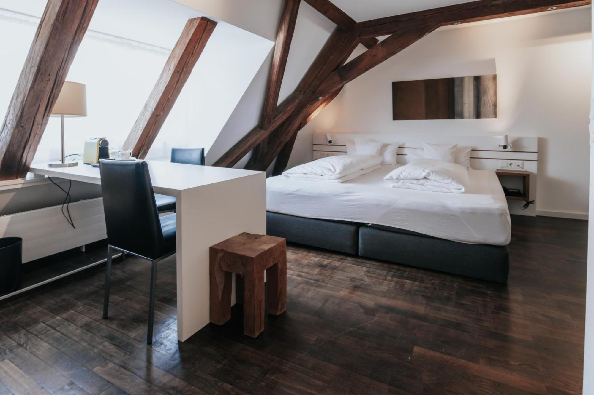 Design Hotel & Restaurant Loewen Ulm Exterior photo