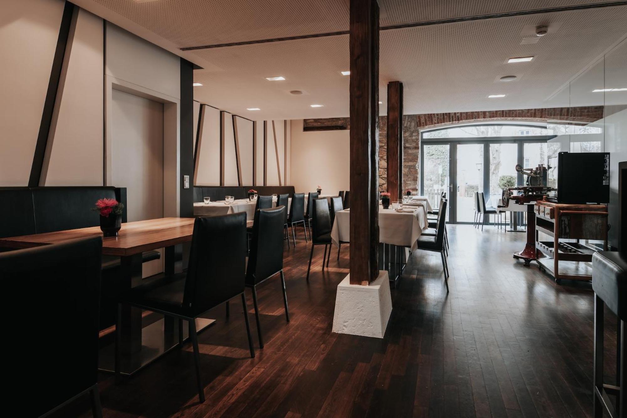 Design Hotel & Restaurant Loewen Ulm Exterior photo
