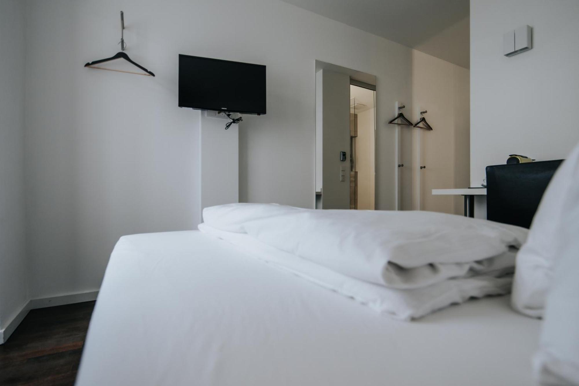 Design Hotel & Restaurant Loewen Ulm Exterior photo