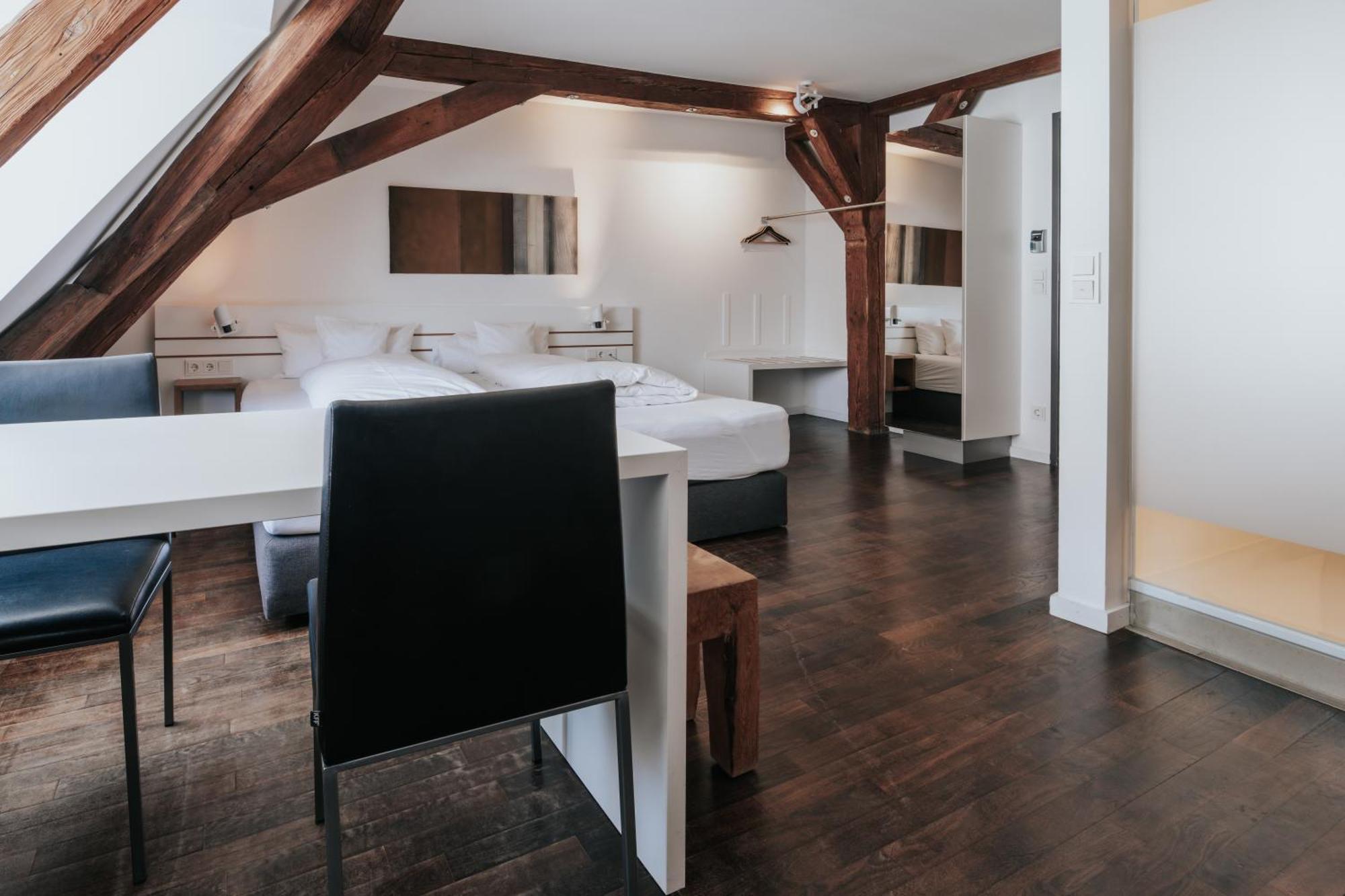 Design Hotel & Restaurant Loewen Ulm Exterior photo