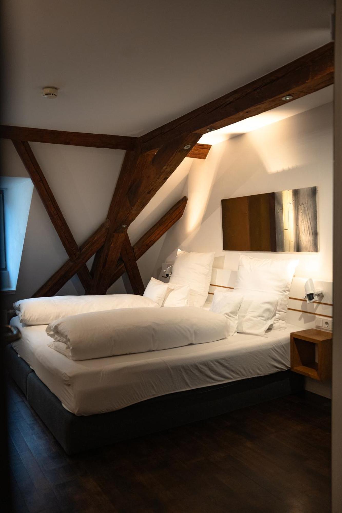 Design Hotel & Restaurant Loewen Ulm Exterior photo